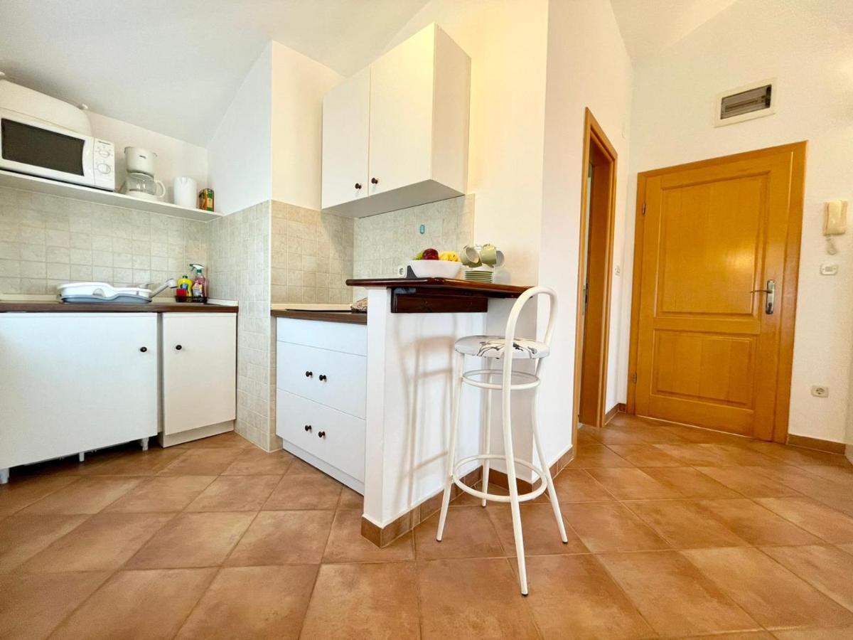 Apartments Ladonja Медулин Екстериор снимка