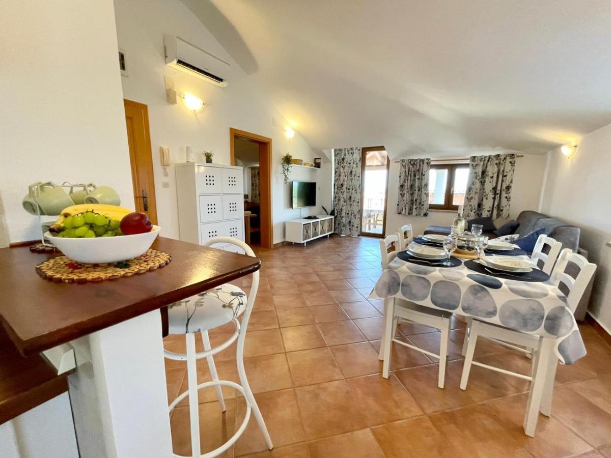 Apartments Ladonja Медулин Екстериор снимка